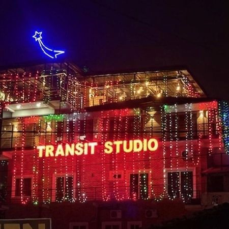Transit Studio Katunayaka Eksteriør billede