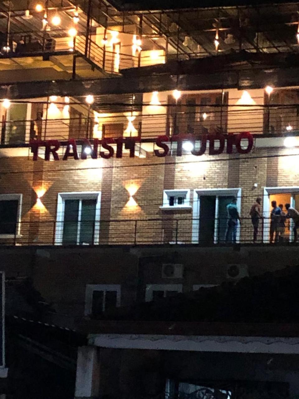 Transit Studio Katunayaka Eksteriør billede